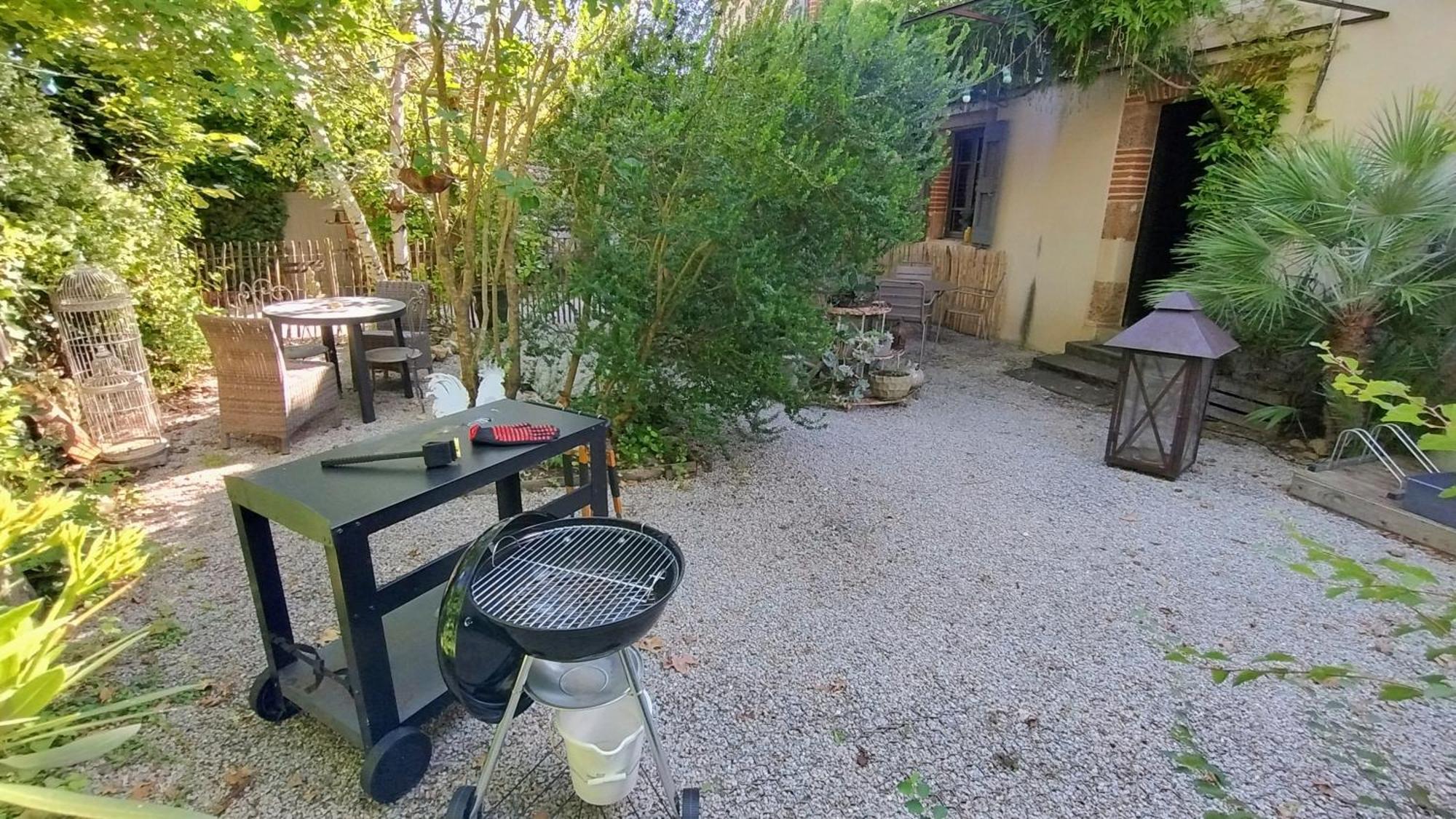 16 Bis-Gite-Hotel-Appartement Marssac-sur-Tarn Extérieur photo